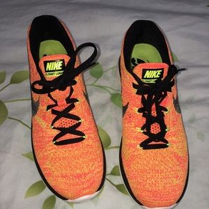 nike flyknit lunar 3